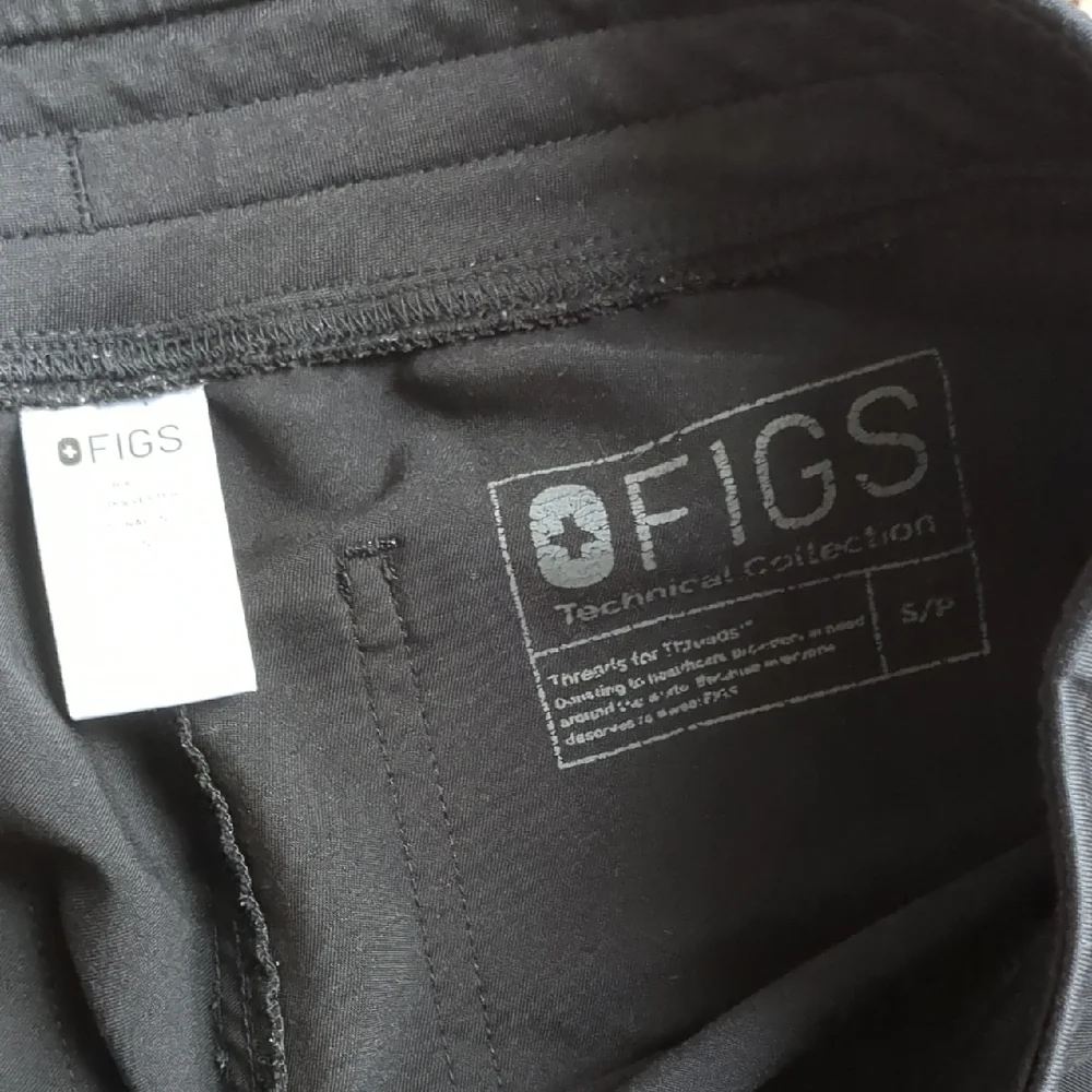 Figs Scrub Women's Black size Small - Picture 2 of 2